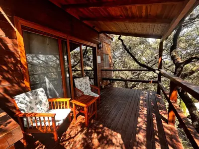 Un balcón o terraza de Cabaña El Valle