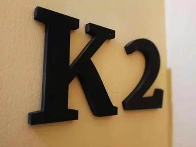 Certificado, premio, señal o documento que está expuesto en KubiK APARTAMENTOS K1
