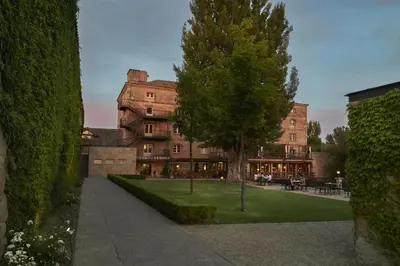 Jardín al aire libre en Hacienda Zorita Wine Hotel & Spa - Small Luxury Hotels