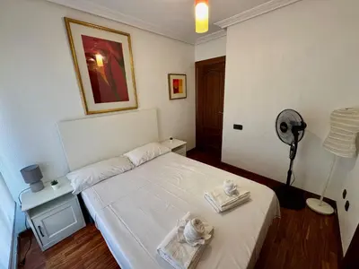 Cama o camas de una habitación en Apartamento Reyes de España / Free Parking & Wi Fi