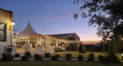 Edificio en el que se encuentra el hotel