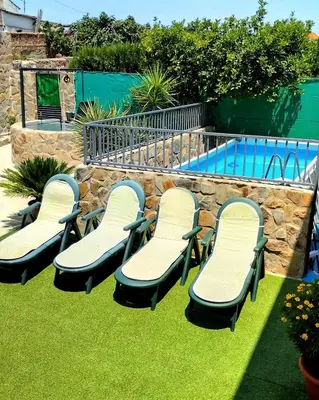Piscina en o cerca de Casa Rural Los Mayorales