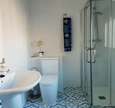 Un baño de VuT San Blas
