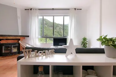 Una televisión o centro de entretenimiento en La Albarea by #cherrygredos