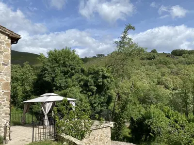 Paisaje cerca of this country house