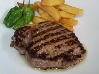 Comida en o cerca de este hostal o pensión