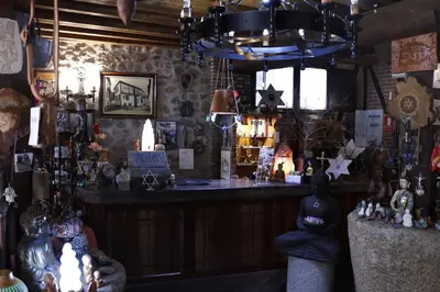 El salón o zona de bar de La Estrella de David, Apartamentos Rurales