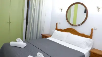 Plano de HOSTAL CANDELEDA