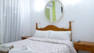 Plano de HOSTAL CANDELEDA