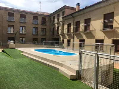 Piscina en o cerca de Apartamento turísticos Puente Romano P1 1-C