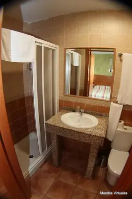 Un baño de Nuevo Hostal Paulino