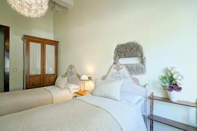 Cama o camas de una habitación en Casa Jardín de la Plata