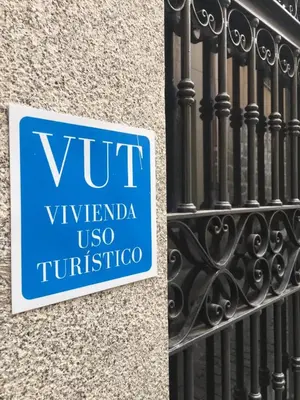 Certificado, premio, señal o documento que está expuesto en Vergarillas 2