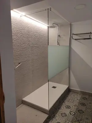 Un baño de Casa Rural el Rincón de Monfragüe