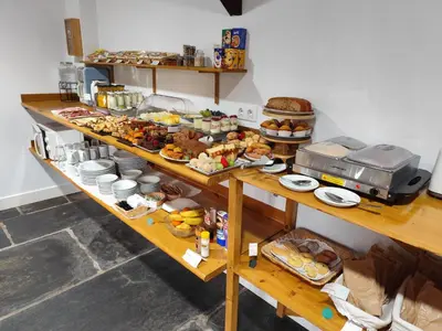 Comida en o cerca of this country house
