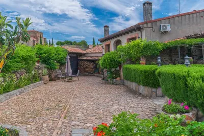 Jardín al aire libre en La Jara · Apartamentos Rurales
