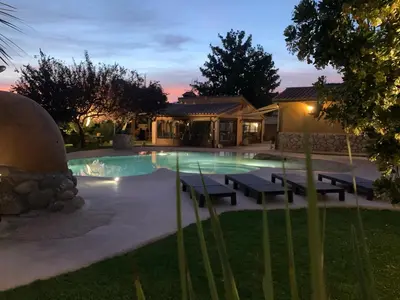 Piscina en o cerca de Casa Rural La Joya