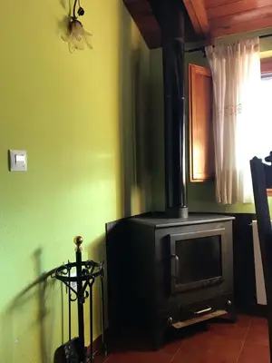 Una televisión o centro de entretenimiento en Casa Barrero