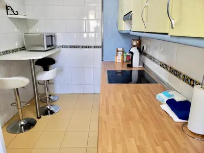 Una cocina o zona de cocina en Roxy 1