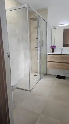 Un baño de La Casita de Rosa - Sierra de Francia