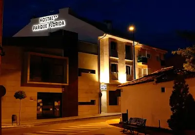 Edificio en el que se encuentra el hostal o pensión