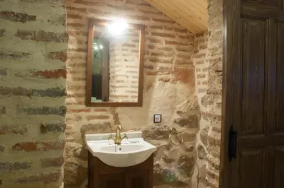 Un baño de Posada Palacio Manjabalago