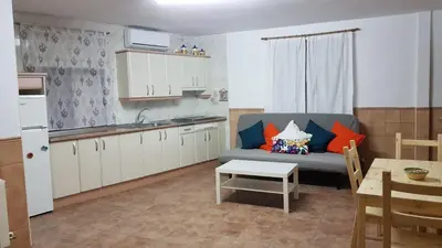 Una cocina o zona de cocina en Apartamento turístico Dayma 2