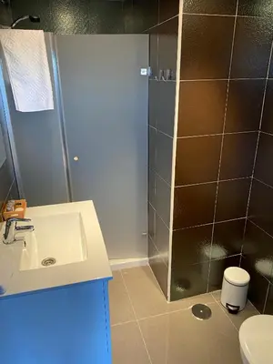 Un baño de APARTAMENTOS FUENTE ARRIBA