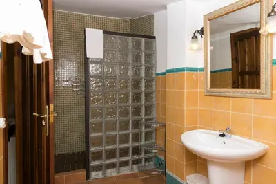 Un baño de La Troje Oropesana