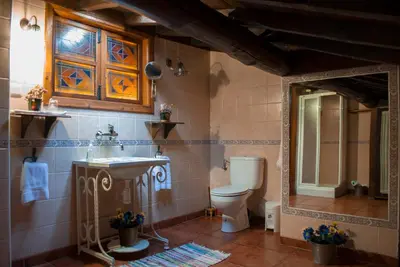 Un baño de Casa Rural Finca Umbría