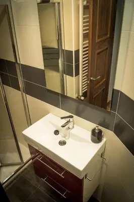 Un baño de Cosy House in San Bartolomé de Pinares with Mountain View