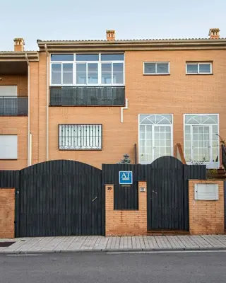 Edificio en el que se encuentra la casa o chalet