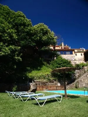 Piscina en o cerca de Apartamentos Rurales El Solitario