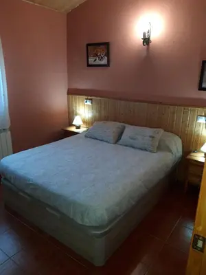 Cama o camas de una habitación en CASA RURAL GREDOS