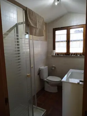 Un baño de Casa Rural La Veterinaria