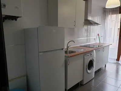 Una cocina o zona de cocina en Apartamento Turistico Puente Romano P3 BAJO - B