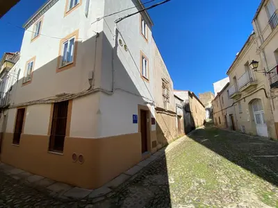 Edificio en el que se encuentra el apartamento