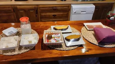 Comida en o cerca de este hotel