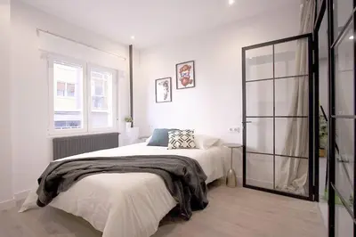 Cama o camas de una habitación en Stunning Apartment for 8 people in Salamanca City by Batuecas