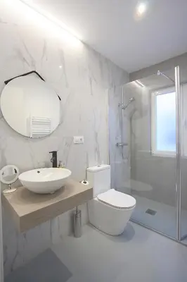 Un baño de Stunning Apartment for 8 people in Salamanca City by Batuecas