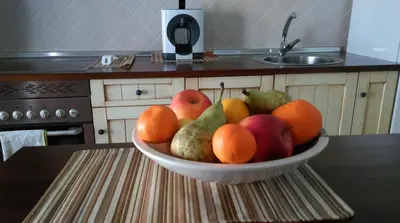 Comida en o cerca de este apartamento