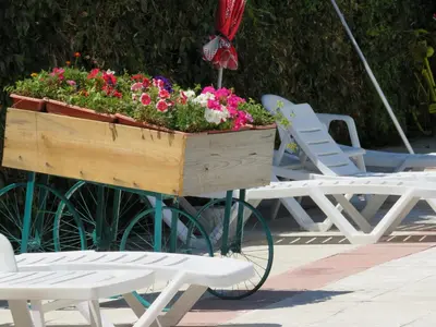 Jardín al aire libre en Hostal San José
