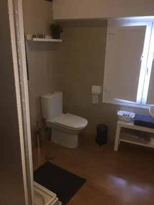 Un baño de Apartamentos Turísticos Clavero 1