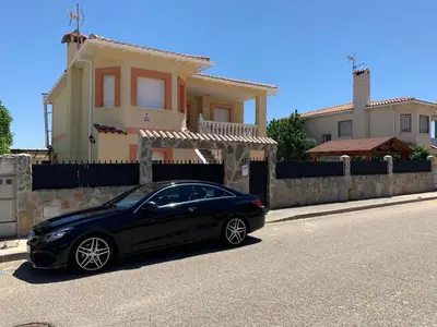 Edificio en el que se encuentra la casa o chalet