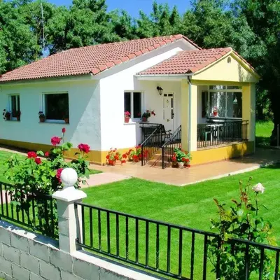 Charming Villa with Private Pool in La Calzada de Béjar
