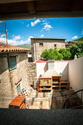 Un balcón o terraza de Apartamentos A Fala en Trevejo y San Martin de Trevejo, Sierra de Gata