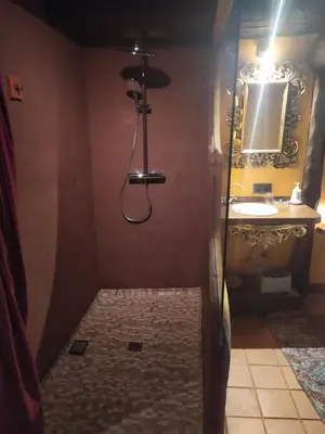 Un baño de Apartamento Al-Vivaque