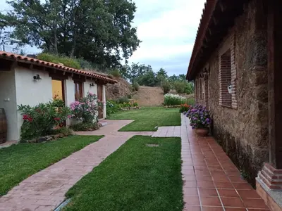 Jardín al aire libre en Casa rural Quinta de los Almiares