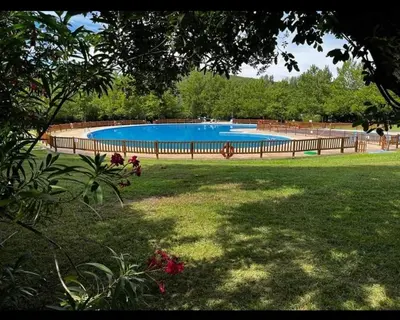 Piscina en o cerca de El rincón de los Lanchares