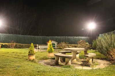 Jardín al aire libre en Casa Rural Los 3 Panetes